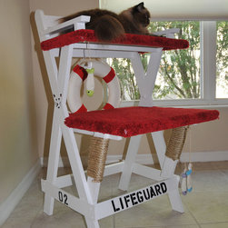Lifeguard Chair cat tower - Cat Furniture