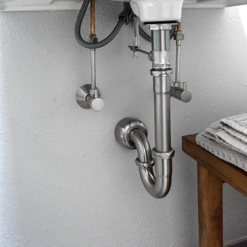Sleek Design for a Guest Bathroom