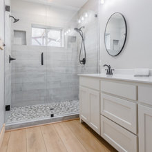 Jennifer's Bathroom