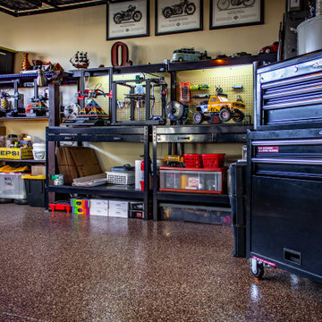 Truck & Motorcycle Enthusiast Garage