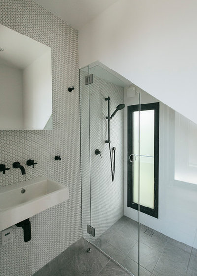 Contemporary Bathroom by Emma Holmes Design