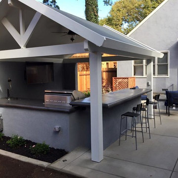 Outdoor Kitchens