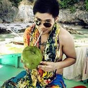 Robin Ting's photo