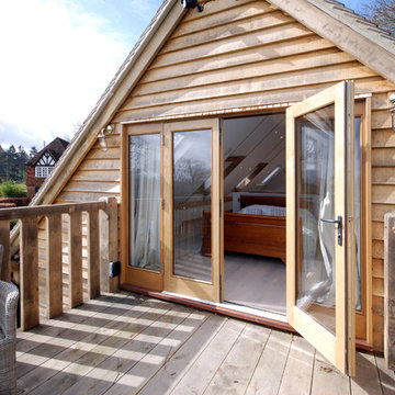 OAK-FRAMED ANCILLARY ACCOMMODATION