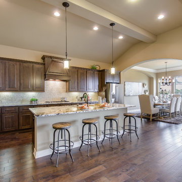Kitchens/Dining Area