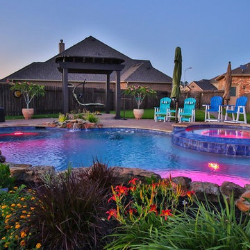 Bilow- Luxury Backyard Pool Lighting