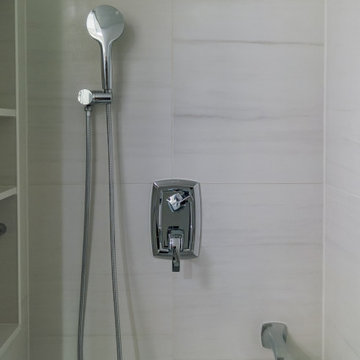 Chic High-Rise Primary Bathroom Makeover
