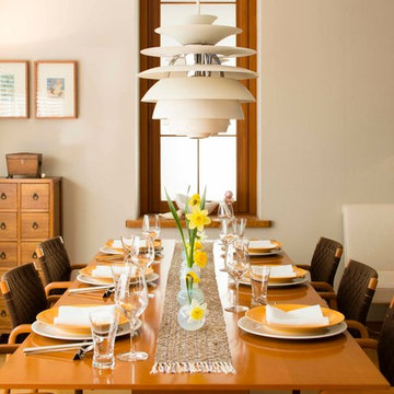 eat well and laugh often/table