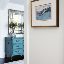 Well Hung: Perfectly Chosen + Placed Art