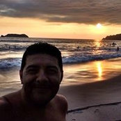 Mayco Castro's photo