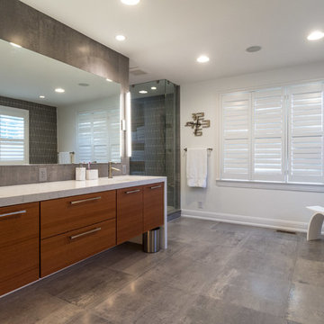 Dated Master Bath Gets a Contemporary Face-lift