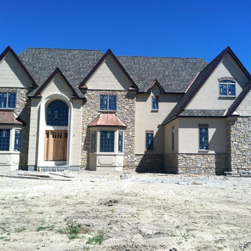 Hidden Pond Court
