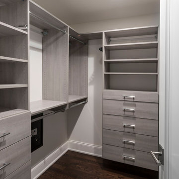 Custom Spacious Closet