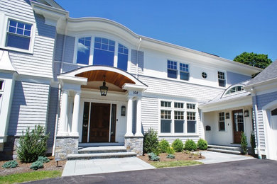Elegant entryway photo in Boston