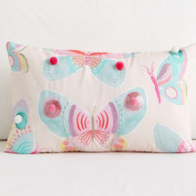 Girl's bedroom
