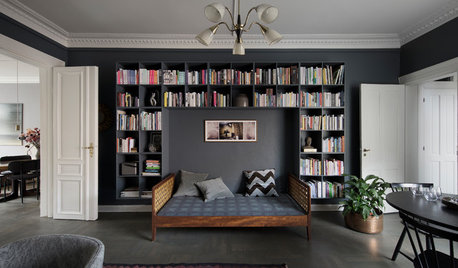 Stue i København: Makeover med bøger og dybe toner i centrum