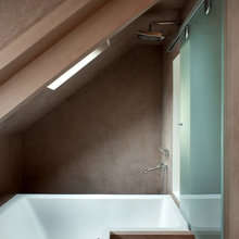 Jennifer Bathroom Long Narrow