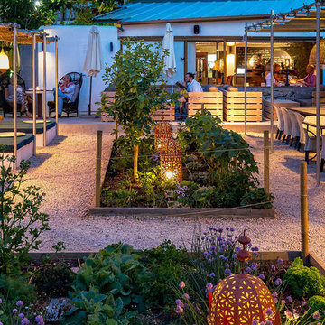 The Giri Cafe