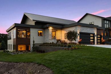 Modern house exterior in Minneapolis.