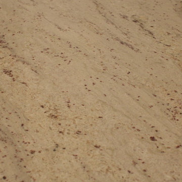Fieldstone Cabinetry Bristol Marshmallow Cream with Java island