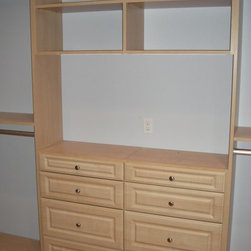 Walk-in Closets 5 - Dresser Valets And Organizers