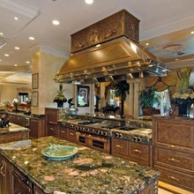 Luxurious Kitchens