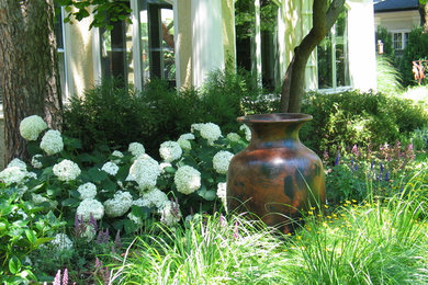 Design ideas for a landscaping in Chicago.