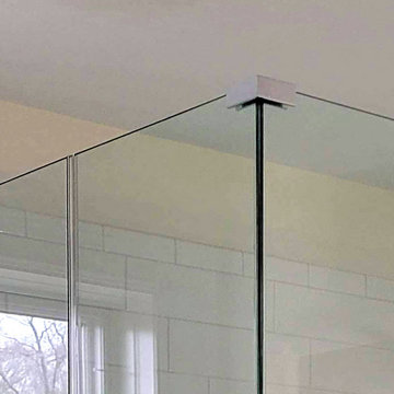 Clear 90 Degree Corner Shower