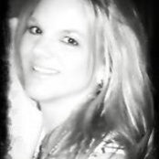 Laurie Hartwell's photo