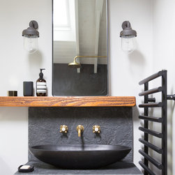 Lakeside Cabin - Photographs from Image Interiors & Living Magazine - Bathroom Sinks
