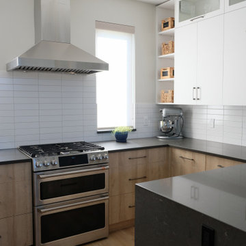 Contemporary Home Renovation in North Vancouver