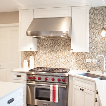 Splash of Summer Kitchen in Algonquin