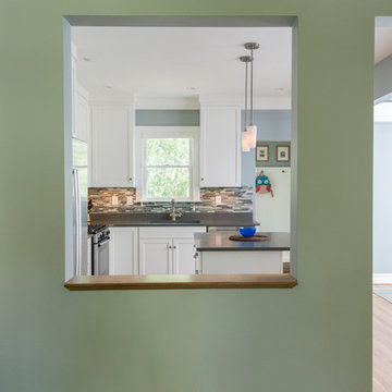 Transitional Cambridge Kitchen