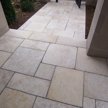Formal Limestone in Lincoln Park