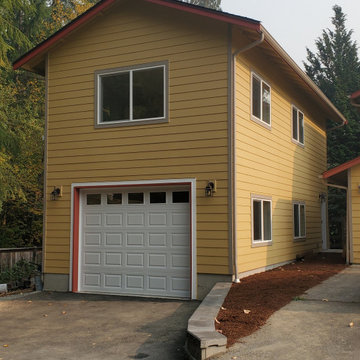 Two story shop with bathroom and offices 2022