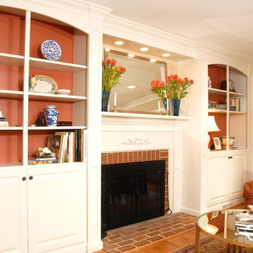 Williamsburg White flat panel kitchen