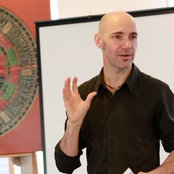Manu Butterworth's photo