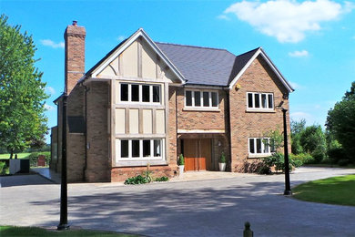 Large contemporary home in Kent.