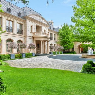 Modern Day Palace, Winnetka, Illinois