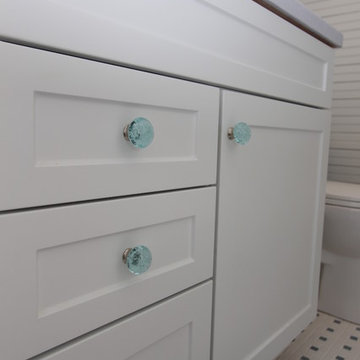 Lake House Bathroom 2