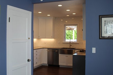 Dining room - dining room idea in Minneapolis