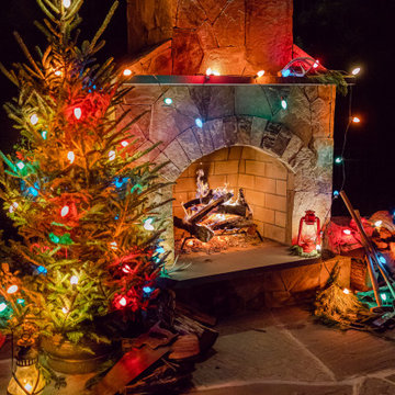 Campfire Christmas - 2022 Holiday Photoshoot