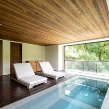 Indoor lounge