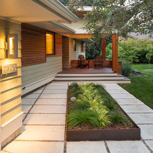 Mittelgroßer Retro Garten in Minneapolis