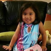 Lorie Manuel's photo