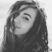 Anna Hutchison's photo