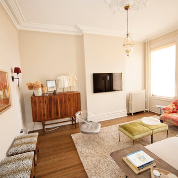 Hudson Street Bath and Sitting Room