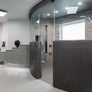 Spa Bath With Shower for Two