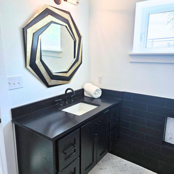 Blacn and White Bathroom Remodel