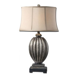 www.essentialsinside.com:diveria table lamp - Table Lamps